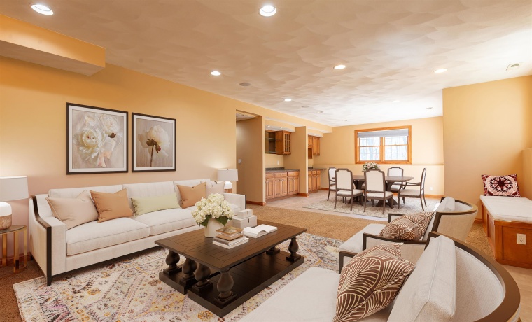 1687 Barberry, FREEPORT, Illinois 61032, 5 Bedrooms Bedrooms, ,4 BathroomsBathrooms,House,For Sale,Barberry,202602352