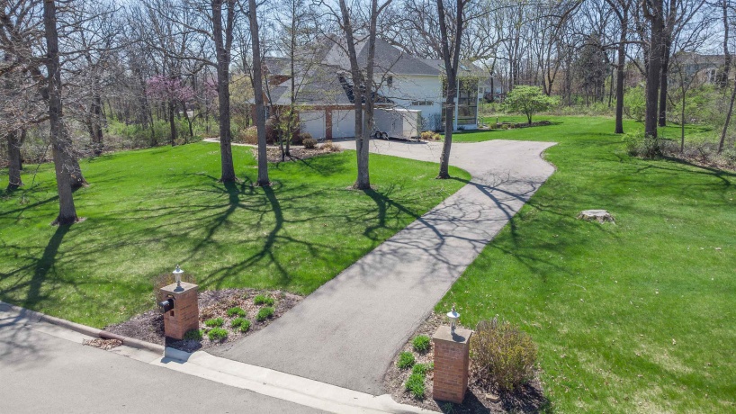 1687 Barberry, FREEPORT, Illinois 61032, 5 Bedrooms Bedrooms, ,4 BathroomsBathrooms,House,For Sale,Barberry,202602352