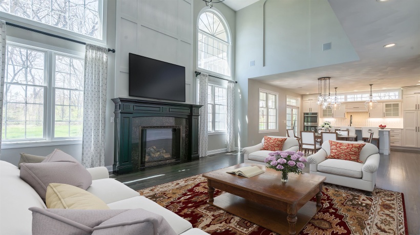 1687 Barberry, FREEPORT, Illinois 61032, 5 Bedrooms Bedrooms, ,4 BathroomsBathrooms,House,For Sale,Barberry,202602352