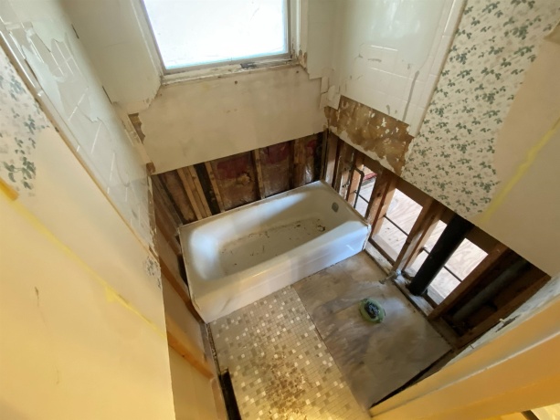 2221 Denver, ROCKFORD, Illinois 61108, ,2 Units,For Sale,Denver,202601555