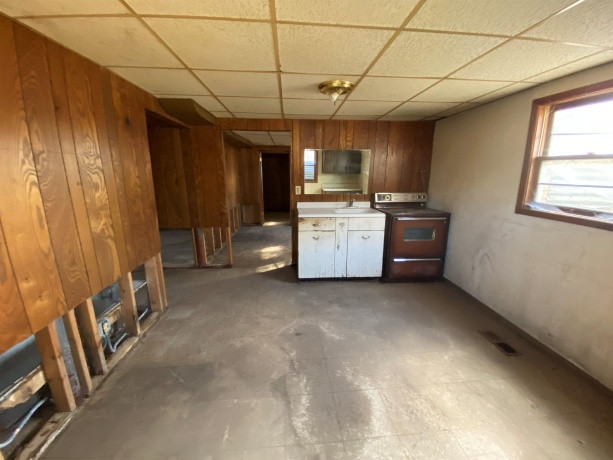 2221 Denver, ROCKFORD, Illinois 61108, ,2 Units,For Sale,Denver,202601555