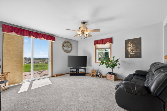 34007 Pearl, KIRKLAND, Illinois 60146, 3 Bedrooms Bedrooms, ,2 BathroomsBathrooms,House,For Sale,Pearl,202602353