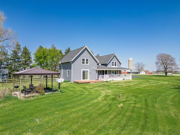 34007 Pearl, KIRKLAND, Illinois 60146, 3 Bedrooms Bedrooms, ,2 BathroomsBathrooms,House,For Sale,Pearl,202602353