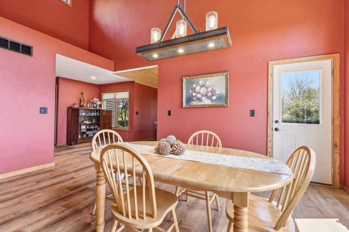 21/23 Cedar Rim, GALENA, Illinois 61036, 3 Bedrooms Bedrooms, ,2 BathroomsBathrooms,House,For Sale,Cedar Rim,202602356