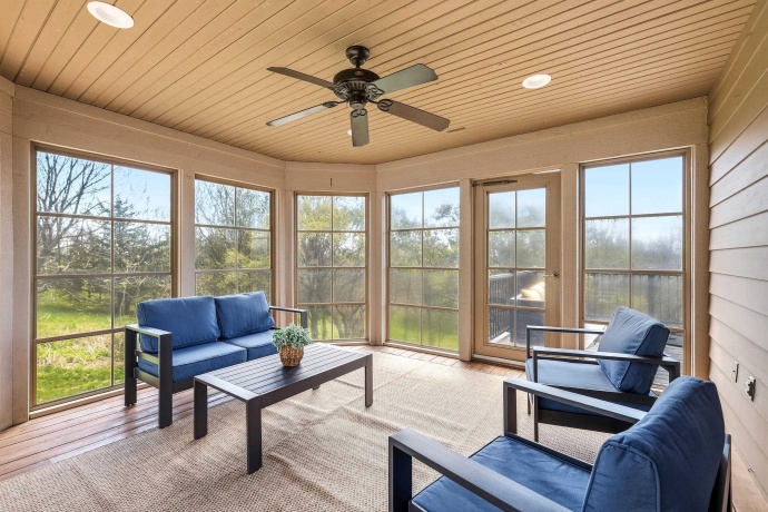 21/23 Cedar Rim, GALENA, Illinois 61036, 3 Bedrooms Bedrooms, ,2 BathroomsBathrooms,House,For Sale,Cedar Rim,202602356