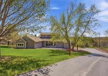 21/23 Cedar Rim, GALENA, Illinois 61036, 3 Bedrooms Bedrooms, ,2 BathroomsBathrooms,House,For Sale,Cedar Rim,202602356