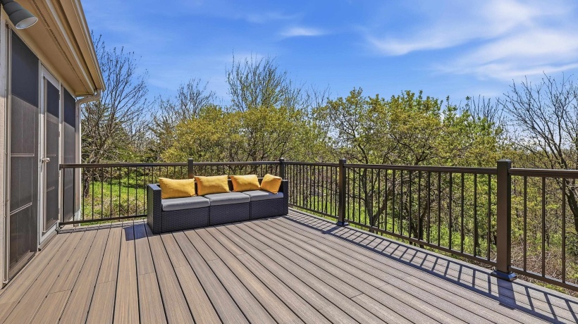 21/23 Cedar Rim, GALENA, Illinois 61036, 3 Bedrooms Bedrooms, ,2 BathroomsBathrooms,House,For Sale,Cedar Rim,202602356