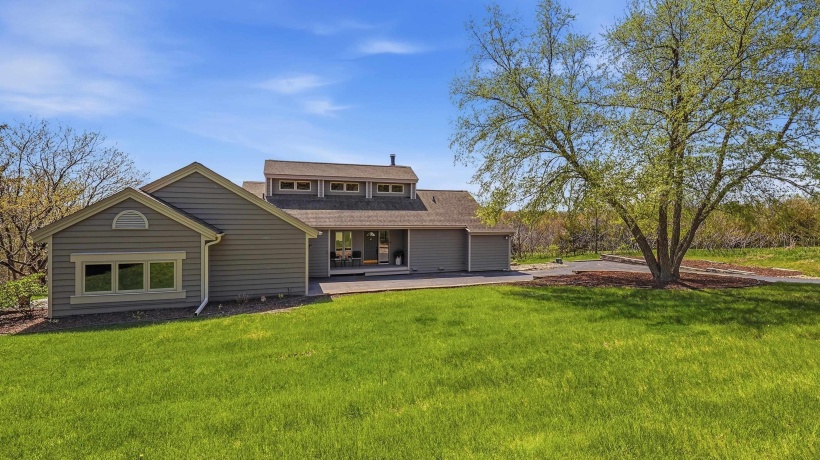 21/23 Cedar Rim, GALENA, Illinois 61036, 3 Bedrooms Bedrooms, ,2 BathroomsBathrooms,House,For Sale,Cedar Rim,202602356