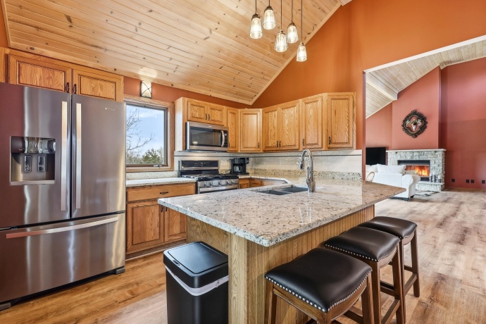 21/23 Cedar Rim, GALENA, Illinois 61036, 3 Bedrooms Bedrooms, ,2 BathroomsBathrooms,House,For Sale,Cedar Rim,202602356