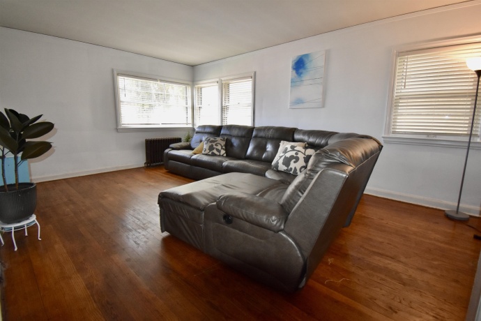 216 Carlton, ROCKFORD, Illinois 61103, ,2 Units,For Sale,Carlton,202602355