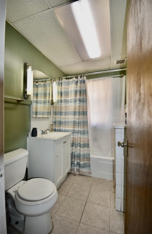 216 Carlton, ROCKFORD, Illinois 61103, ,2 Units,For Sale,Carlton,202602355