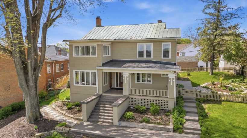 207 Prospect, GALENA, Illinois 61036, 3 Bedrooms Bedrooms, ,2 BathroomsBathrooms,House,For Sale,Prospect,202602357