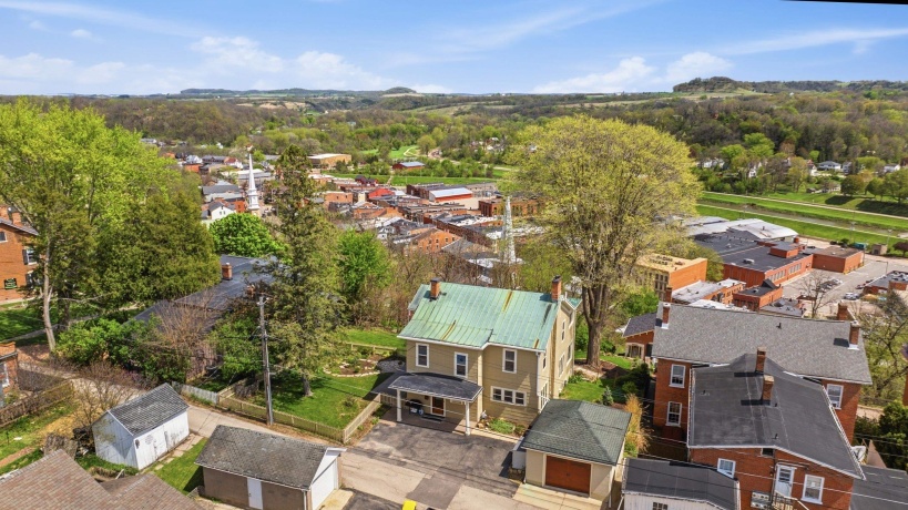 207 Prospect, GALENA, Illinois 61036, 3 Bedrooms Bedrooms, ,2 BathroomsBathrooms,House,For Sale,Prospect,202602357