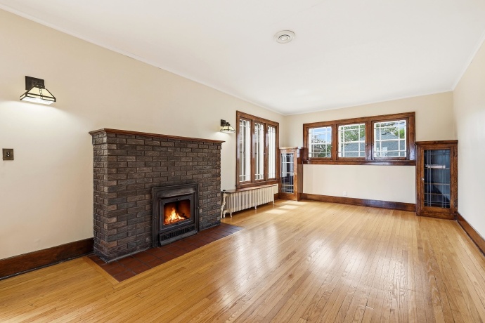 207 Prospect, GALENA, Illinois 61036, 3 Bedrooms Bedrooms, ,2 BathroomsBathrooms,House,For Sale,Prospect,202602357