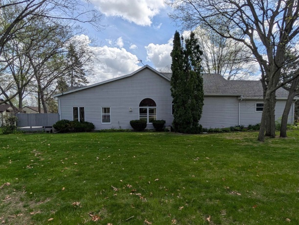 3447 Daren, FREEPORT, Illinois 61032, 3 Bedrooms Bedrooms, ,2 BathroomsBathrooms,Condominium,For Sale,Daren,202602358