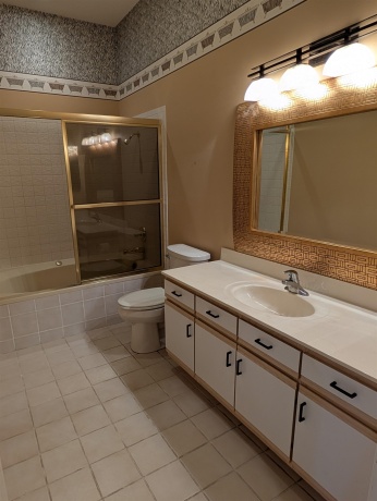 3447 Daren, FREEPORT, Illinois 61032, 3 Bedrooms Bedrooms, ,2 BathroomsBathrooms,Condominium,For Sale,Daren,202602358