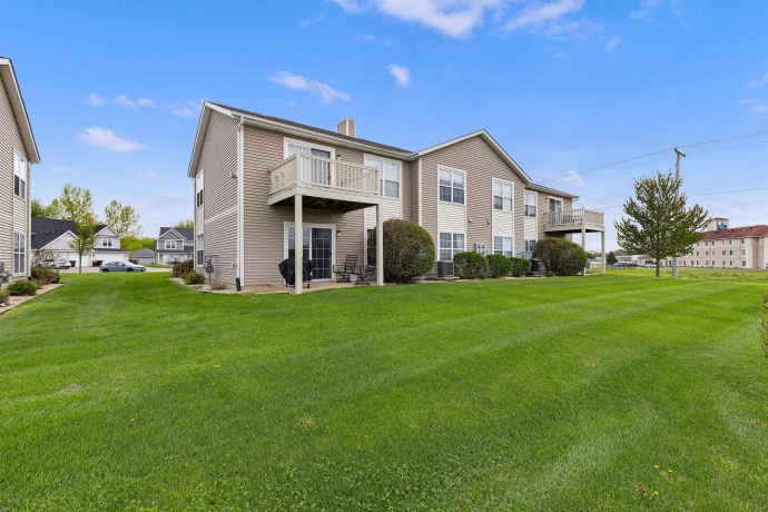 15619 Sienna, SOUTH BELOIT, Illinois 61080, 2 Bedrooms Bedrooms, ,2 BathroomsBathrooms,Condominium,For Sale,Sienna,202602359