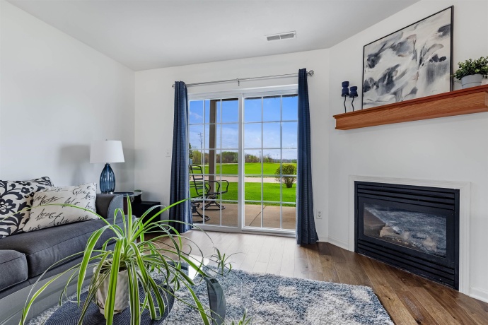 15619 Sienna, SOUTH BELOIT, Illinois 61080, 2 Bedrooms Bedrooms, ,2 BathroomsBathrooms,Condominium,For Sale,Sienna,202602359