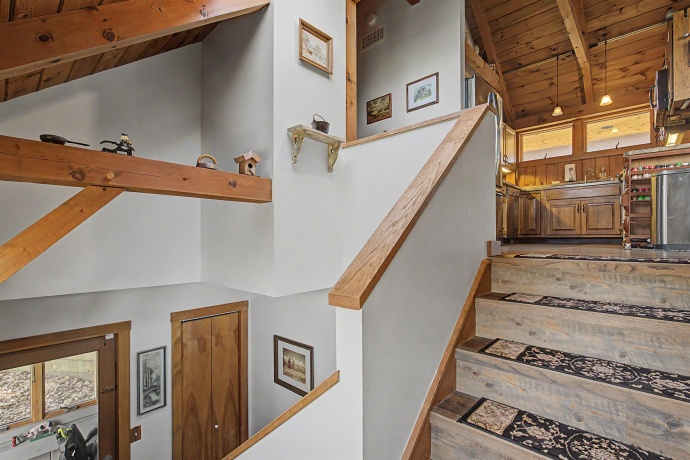 46 Lookout, GALENA, Illinois 61036, 3 Bedrooms Bedrooms, ,2 BathroomsBathrooms,House,For Sale,Lookout,202602361