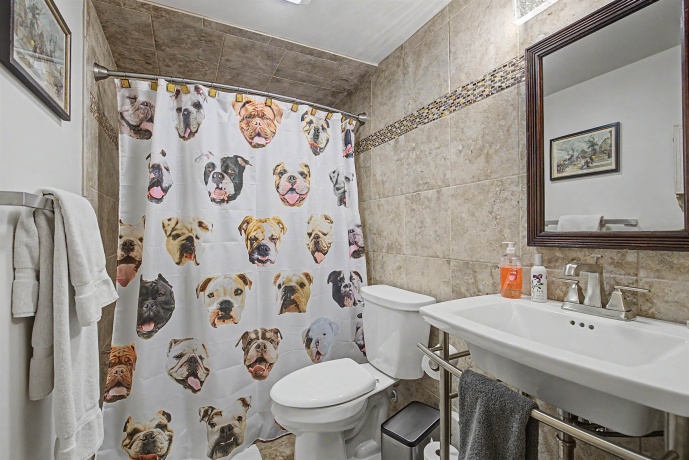 46 Lookout, GALENA, Illinois 61036, 3 Bedrooms Bedrooms, ,2 BathroomsBathrooms,House,For Sale,Lookout,202602361