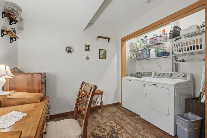 46 Lookout, GALENA, Illinois 61036, 3 Bedrooms Bedrooms, ,2 BathroomsBathrooms,House,For Sale,Lookout,202602361