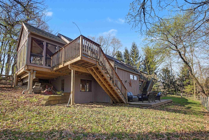 46 Lookout, GALENA, Illinois 61036, 3 Bedrooms Bedrooms, ,2 BathroomsBathrooms,House,For Sale,Lookout,202602361