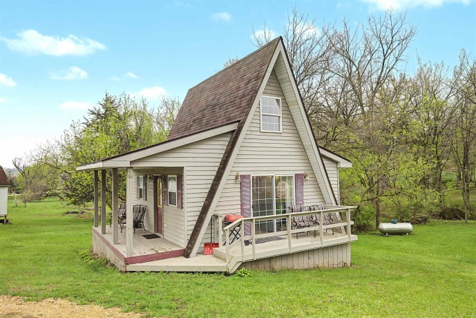 65 Galena Oaks, ELIZABETH, Illinois 61028, 1 Bedroom Bedrooms, ,1 BathroomBathrooms,House,For Sale,Galena Oaks,202602362