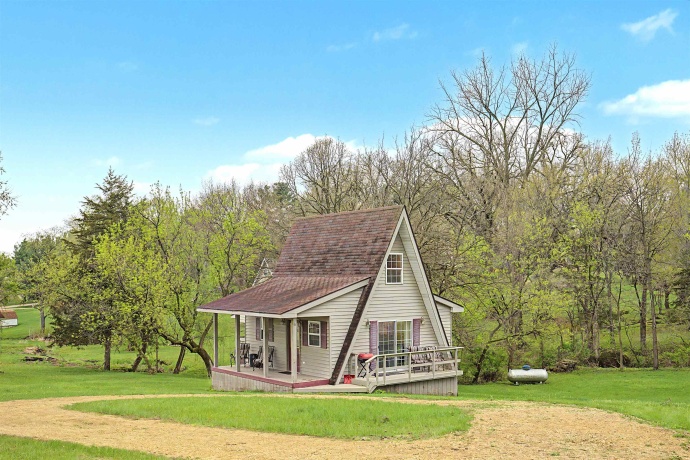 65 Galena Oaks, ELIZABETH, Illinois 61028, 1 Bedroom Bedrooms, ,1 BathroomBathrooms,House,For Sale,Galena Oaks,202602362