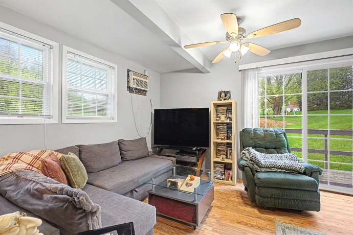 65 Galena Oaks, ELIZABETH, Illinois 61028, 1 Bedroom Bedrooms, ,1 BathroomBathrooms,House,For Sale,Galena Oaks,202602362