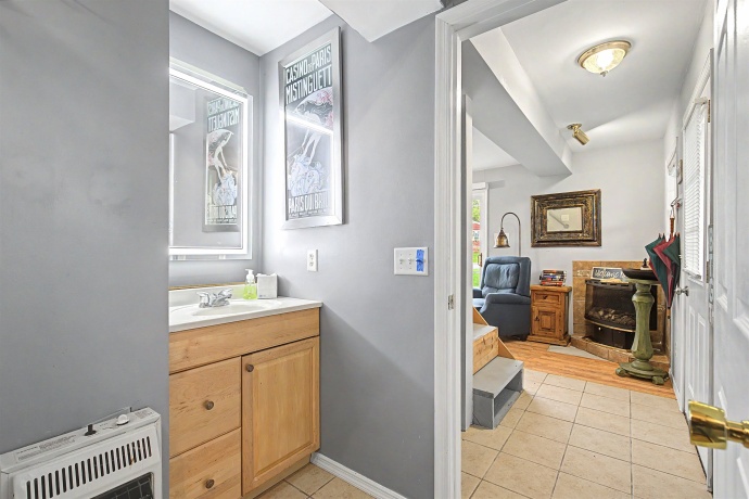 65 Galena Oaks, ELIZABETH, Illinois 61028, 1 Bedroom Bedrooms, ,1 BathroomBathrooms,House,For Sale,Galena Oaks,202602362