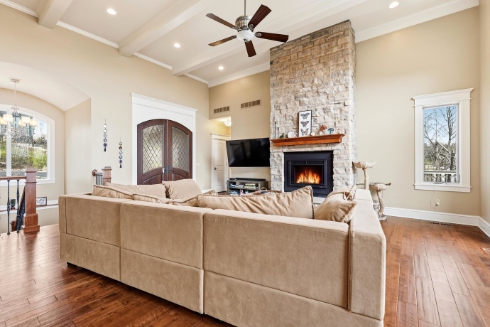 4 Linden, GALENA, Illinois 61036, 5 Bedrooms Bedrooms, ,4 BathroomsBathrooms,House,For Sale,Linden,202602363