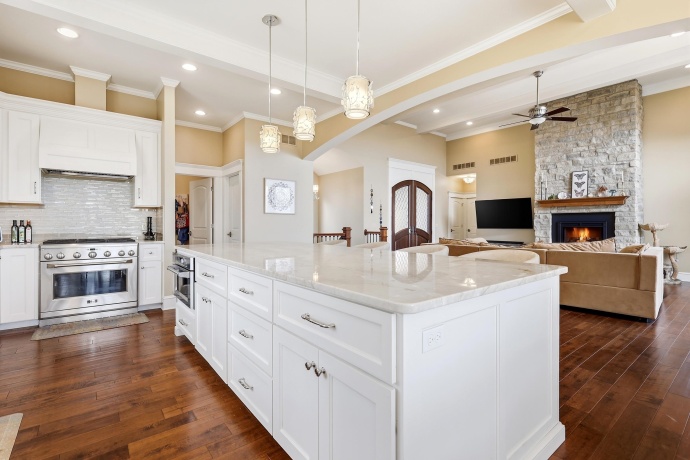 4 Linden, GALENA, Illinois 61036, 5 Bedrooms Bedrooms, ,4 BathroomsBathrooms,House,For Sale,Linden,202602363