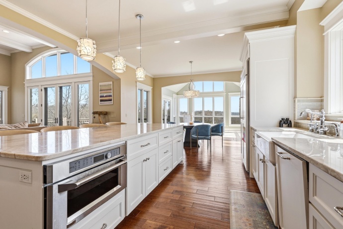 4 Linden, GALENA, Illinois 61036, 5 Bedrooms Bedrooms, ,4 BathroomsBathrooms,House,For Sale,Linden,202602363