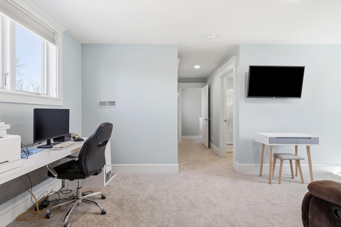 4 Linden, GALENA, Illinois 61036, 5 Bedrooms Bedrooms, ,4 BathroomsBathrooms,House,For Sale,Linden,202602363