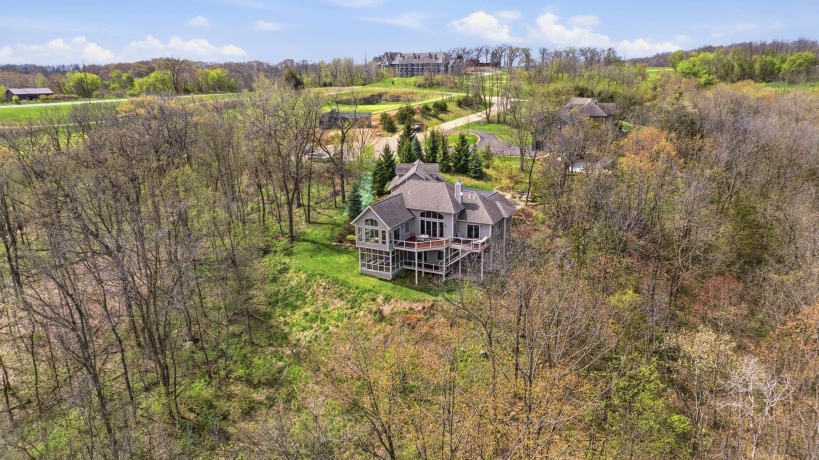 4 Linden, GALENA, Illinois 61036, 5 Bedrooms Bedrooms, ,4 BathroomsBathrooms,House,For Sale,Linden,202602363