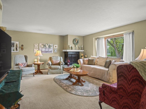 9701 Shore, MACHESNEY PARK, Illinois 61115, 3 Bedrooms Bedrooms, ,2 BathroomsBathrooms,House,For Sale,Shore,202602365