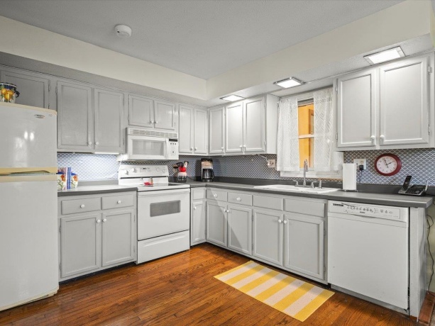 9701 Shore, MACHESNEY PARK, Illinois 61115, 3 Bedrooms Bedrooms, ,2 BathroomsBathrooms,House,For Sale,Shore,202602365