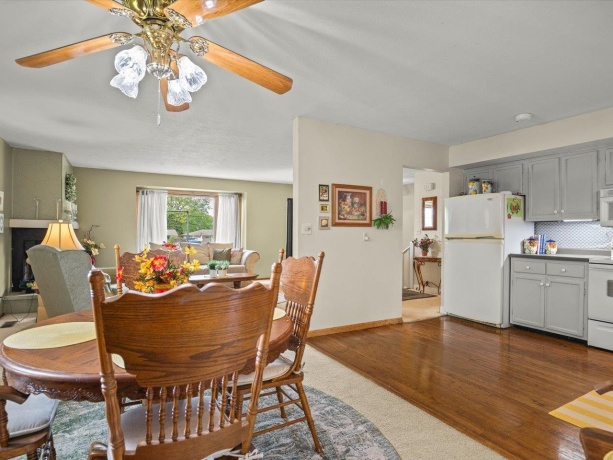 9701 Shore, MACHESNEY PARK, Illinois 61115, 3 Bedrooms Bedrooms, ,2 BathroomsBathrooms,House,For Sale,Shore,202602365