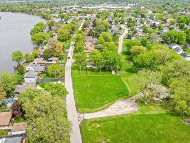 9701 Shore, MACHESNEY PARK, Illinois 61115, 3 Bedrooms Bedrooms, ,2 BathroomsBathrooms,House,For Sale,Shore,202602365