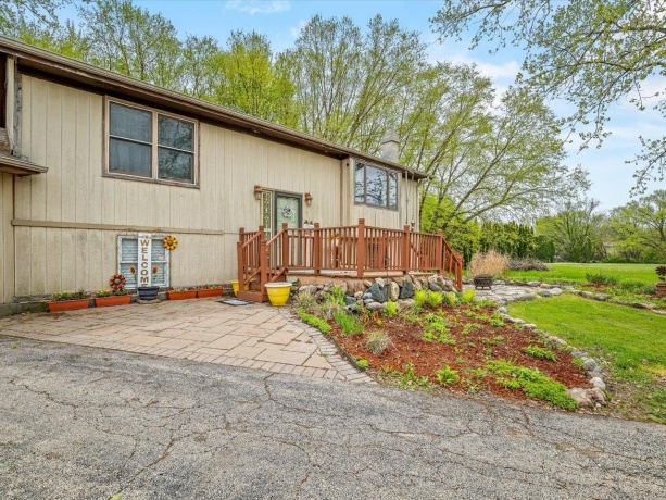 9701 Shore, MACHESNEY PARK, Illinois 61115, 3 Bedrooms Bedrooms, ,2 BathroomsBathrooms,House,For Sale,Shore,202602365