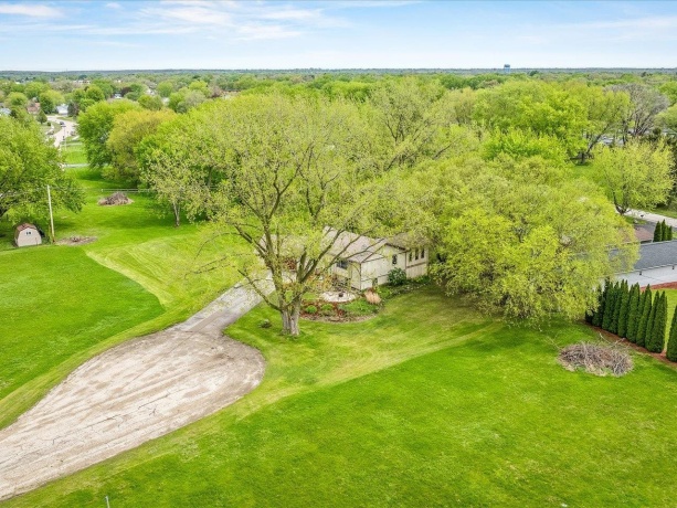 9701 Shore, MACHESNEY PARK, Illinois 61115, 3 Bedrooms Bedrooms, ,2 BathroomsBathrooms,House,For Sale,Shore,202602365