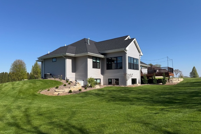 2776 Hamson, BELVIDERE, Illinois 61008, 4 Bedrooms Bedrooms, ,3 BathroomsBathrooms,House,For Sale,Hamson,202602370