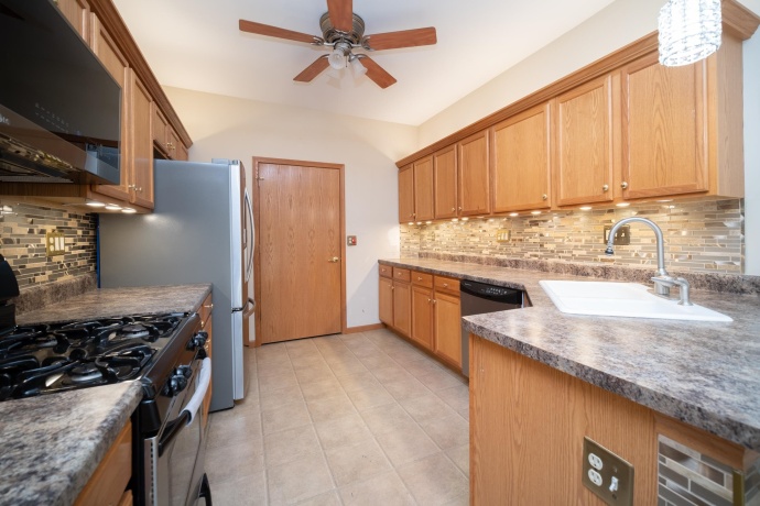 1432 Brady, ROCKFORD, Illinois 61108, 3 Bedrooms Bedrooms, ,3 BathroomsBathrooms,Condominium,For Sale,Brady,202602369