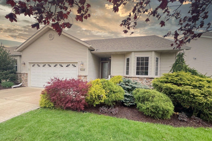 1432 Brady, ROCKFORD, Illinois 61108, 3 Bedrooms Bedrooms, ,3 BathroomsBathrooms,Condominium,For Sale,Brady,202602369