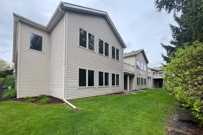 1432 Brady, ROCKFORD, Illinois 61108, 3 Bedrooms Bedrooms, ,3 BathroomsBathrooms,Condominium,For Sale,Brady,202602369