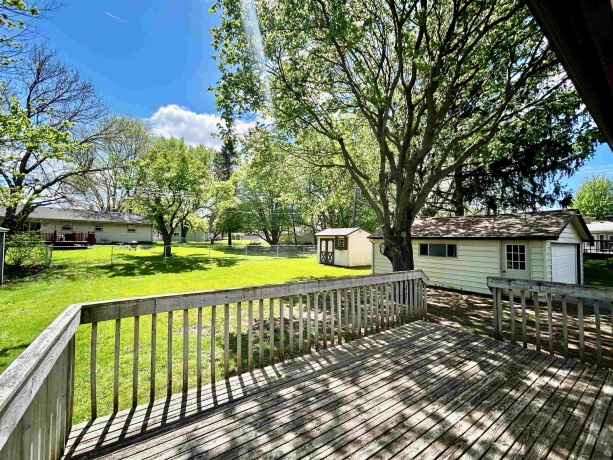 425 11TH, PECATONICA, Illinois 61063, 3 Bedrooms Bedrooms, ,1 BathroomBathrooms,House,For Sale,11TH,202602372