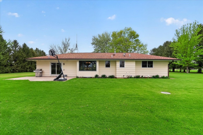 7724 Stephens, ROCKTON, Illinois 61072, 3 Bedrooms Bedrooms, ,2 BathroomsBathrooms,House,For Sale,Stephens,202602373