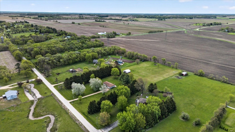 7724 Stephens, ROCKTON, Illinois 61072, 3 Bedrooms Bedrooms, ,2 BathroomsBathrooms,House,For Sale,Stephens,202602373