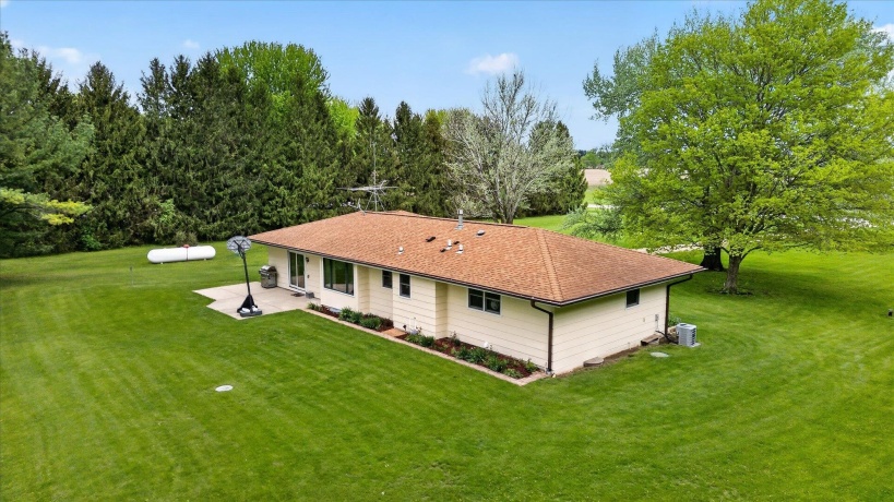 7724 Stephens, ROCKTON, Illinois 61072, 3 Bedrooms Bedrooms, ,2 BathroomsBathrooms,House,For Sale,Stephens,202602373