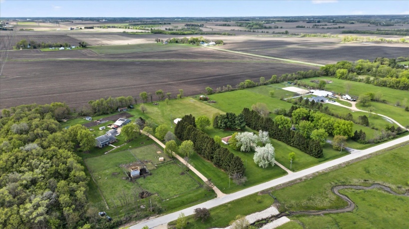 7724 Stephens, ROCKTON, Illinois 61072, 3 Bedrooms Bedrooms, ,2 BathroomsBathrooms,House,For Sale,Stephens,202602373